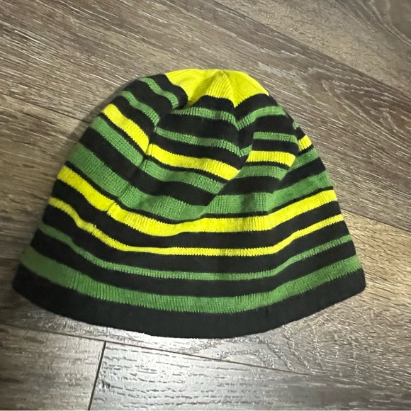 Youth The North Face Hat - Picture 2 of 3